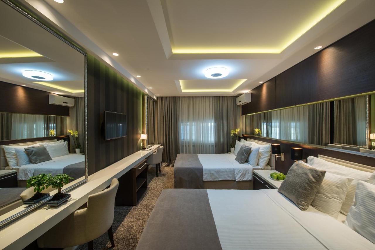 Garni Hotel Aveny Τσάτσακ Εξωτερικό φωτογραφία